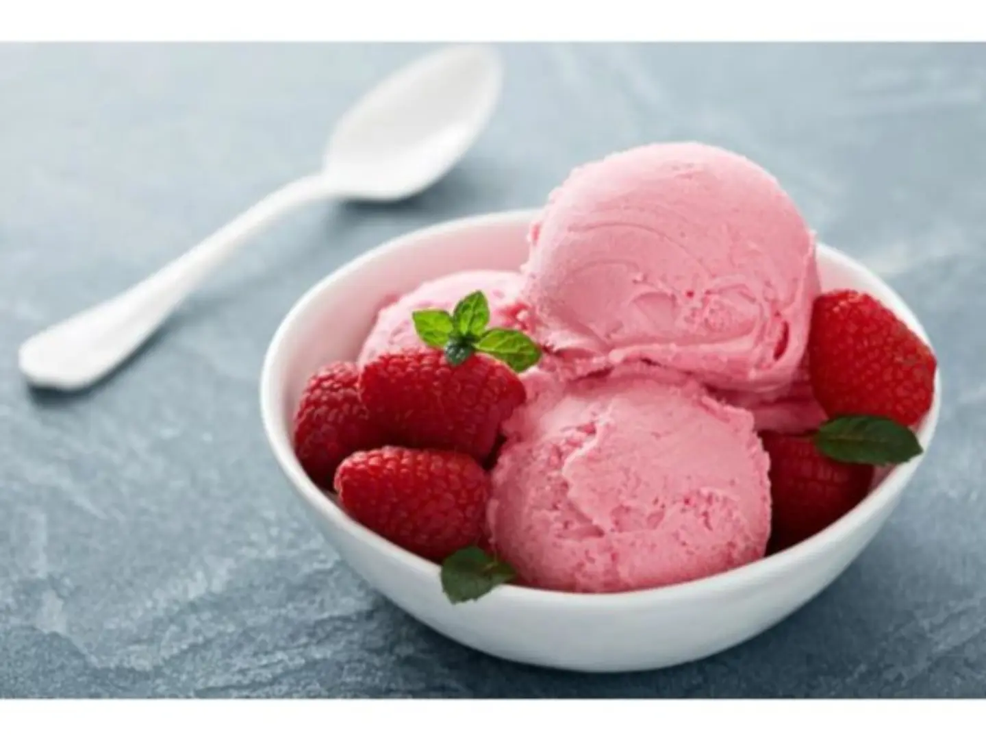 Strawberry Ice Cream - Larg