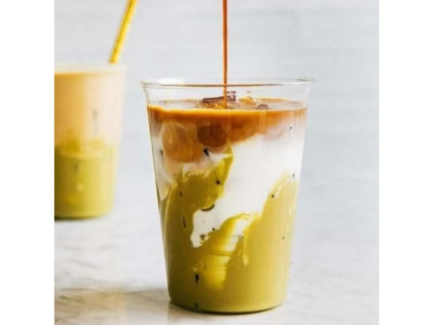 آيس لاتيه بيستاشيو - صغير