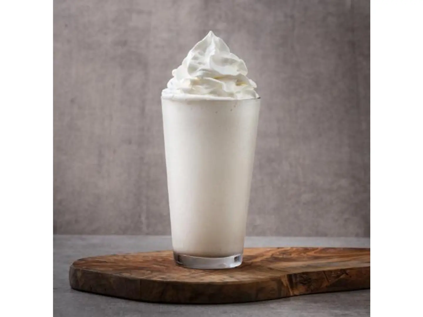 Classic Vanilla Milkshake - Medium
