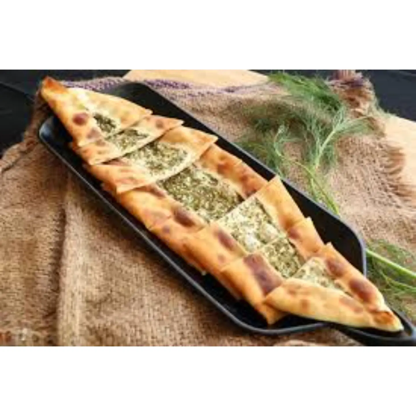 فطيرة لبنة زعتر - صغير