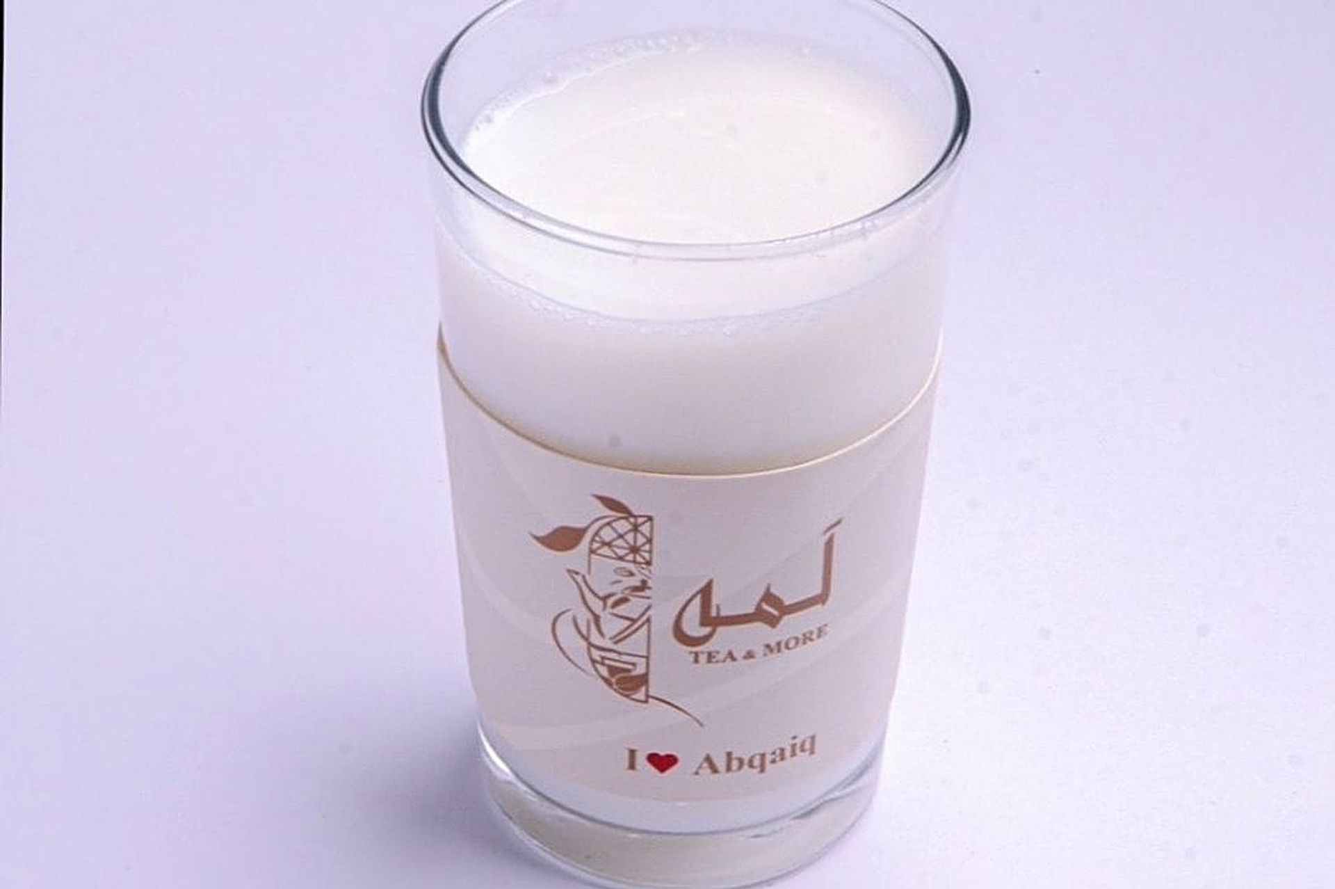 حليب بالزنجبيل - وسط