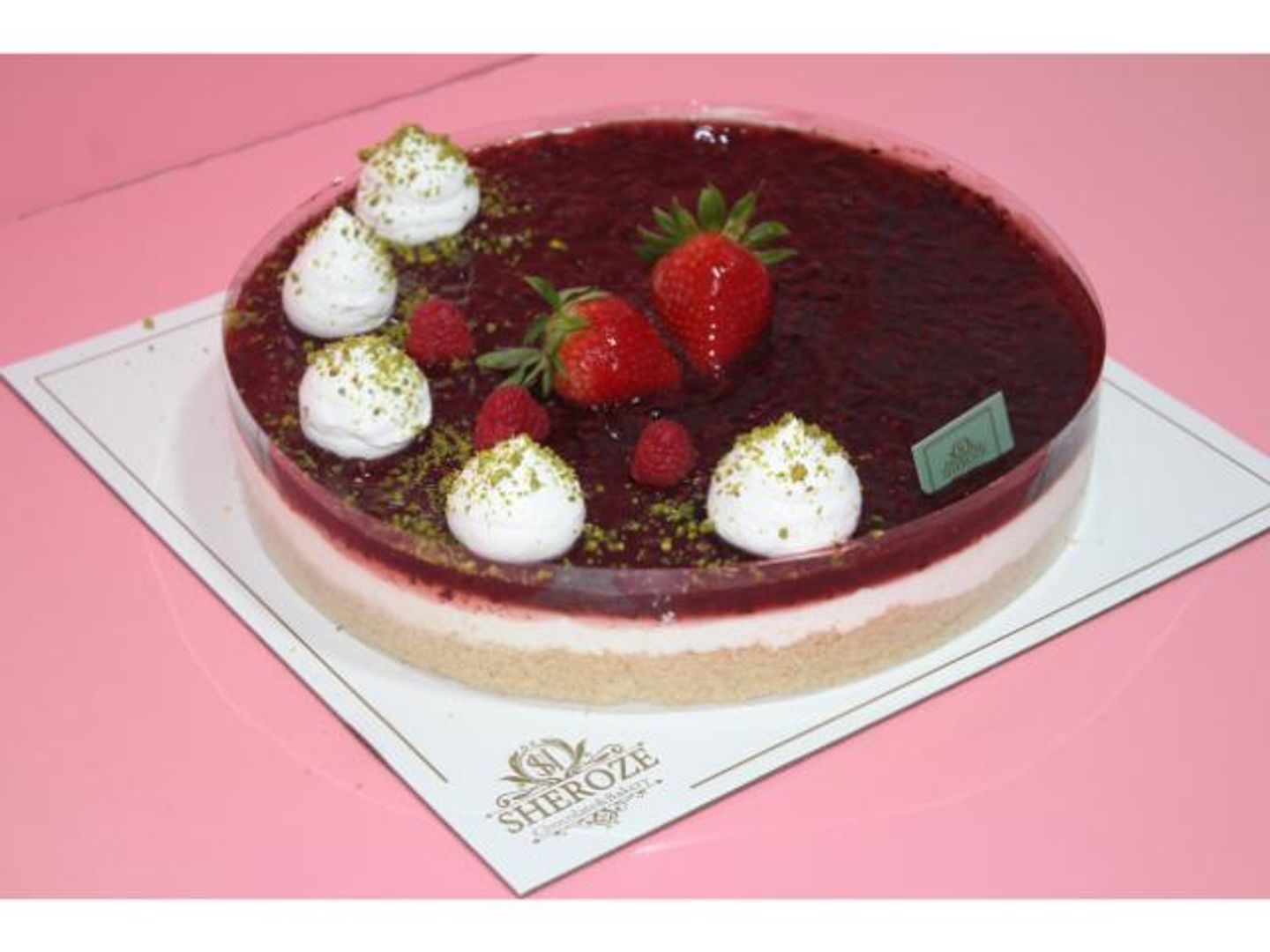 Strawberry Cheesecake - Small