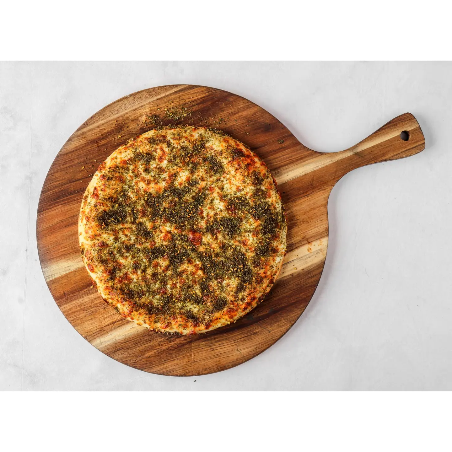 بيتزا لبنة و زعتر - وسط