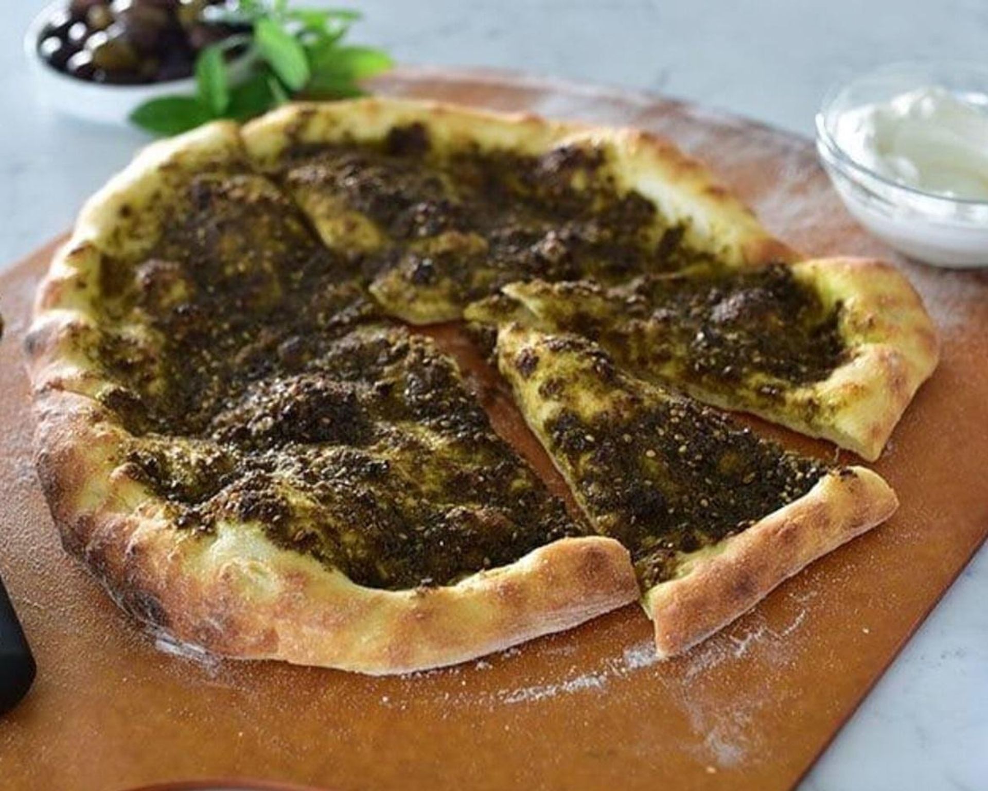 بيتزا زعتر - صغير