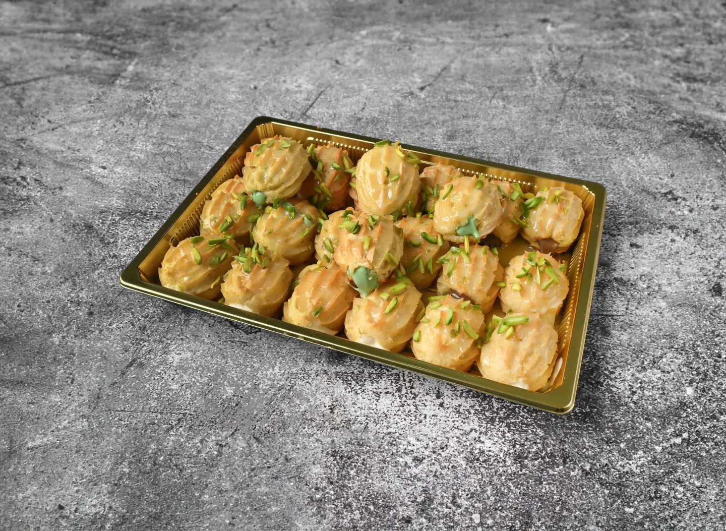 بلح شام مشوي بقشطة - صغير