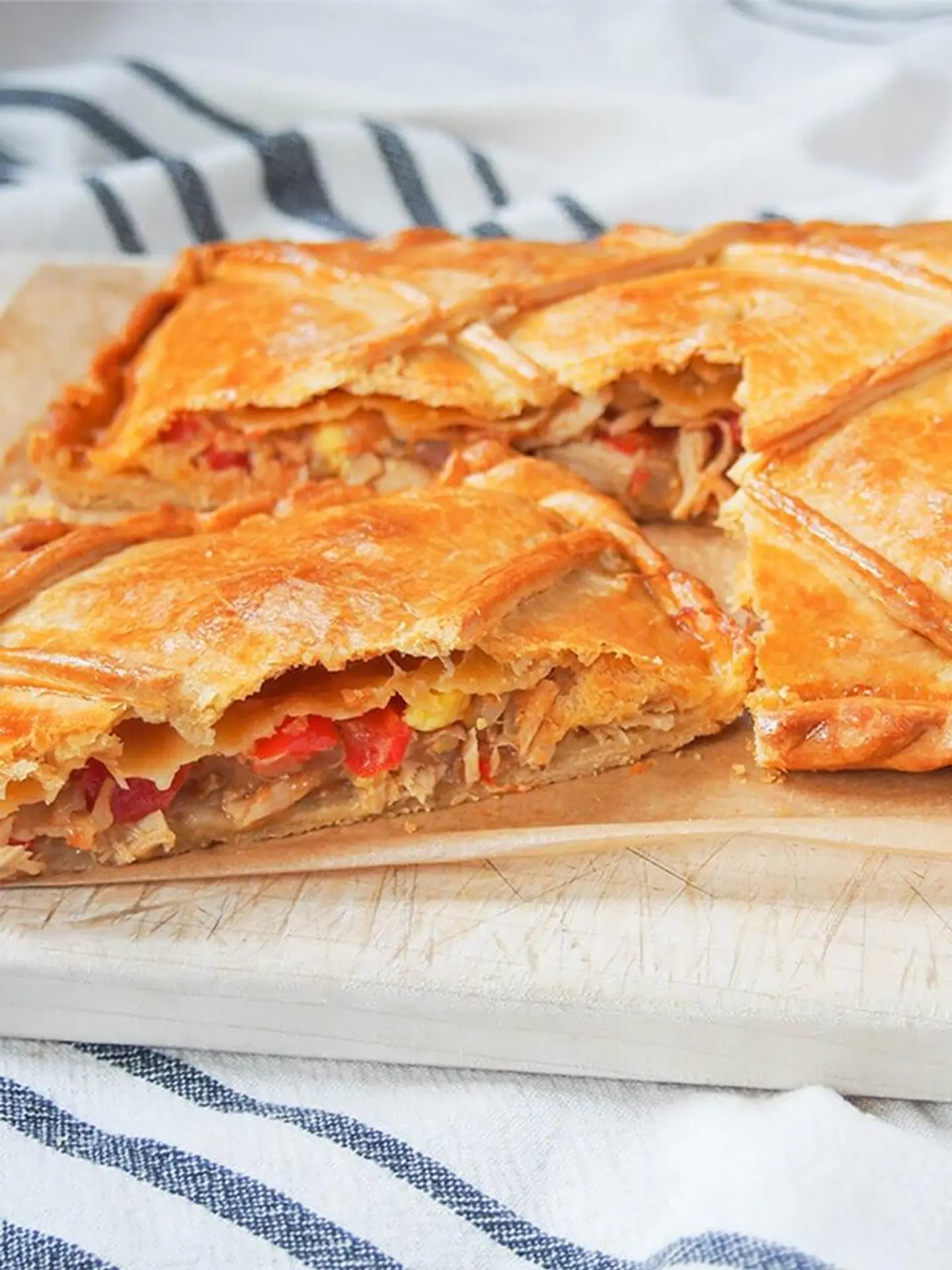 فطيرة تونة - بدون جبن
