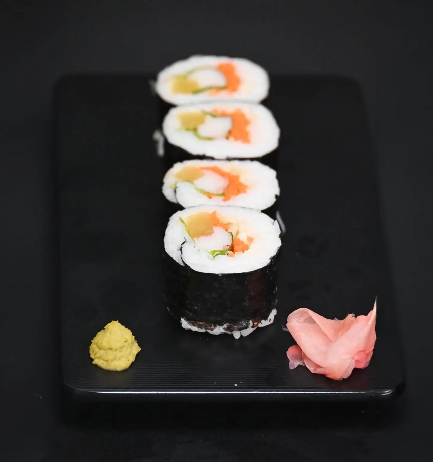 Crab Futomaki - 4 Pieces