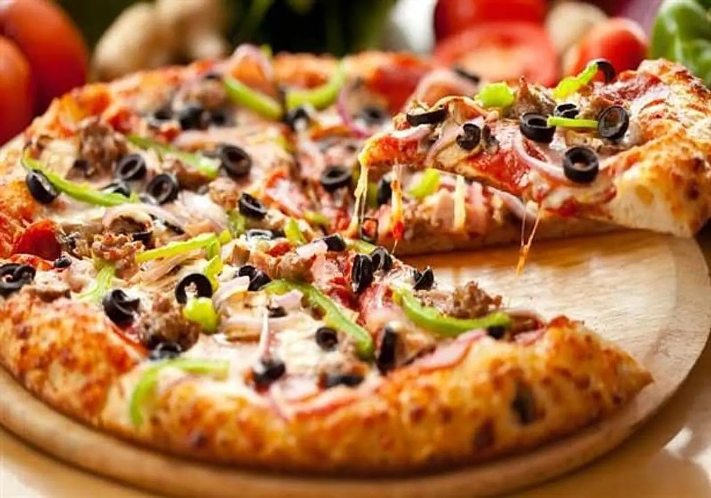 El Saraya Supreme Pizza - Medium