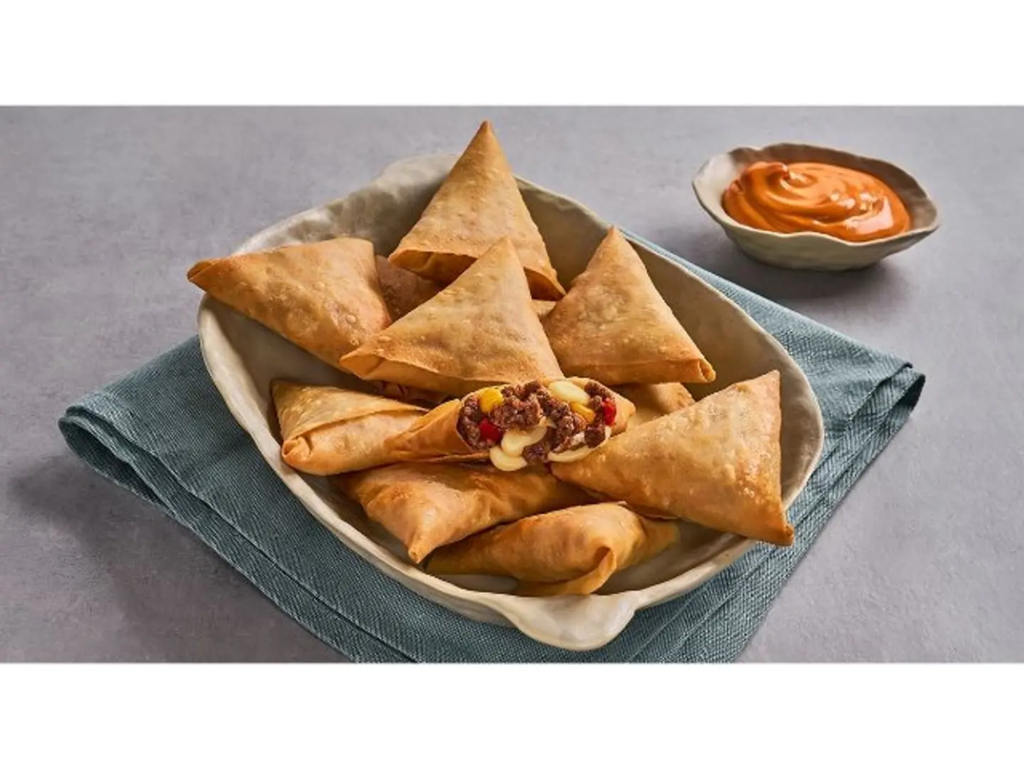 سمبوسة لحم - ٨ حبات