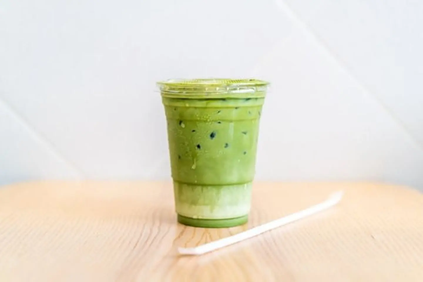 Iced Matcha Latte - Iced Matcha Latte