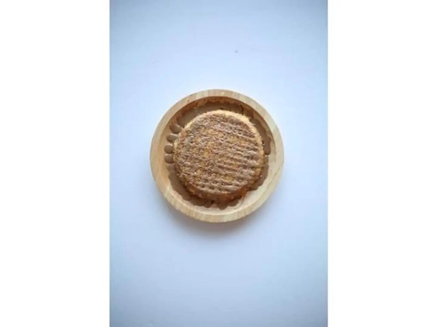 Round Kunafah With Cream And Lotus - Small
