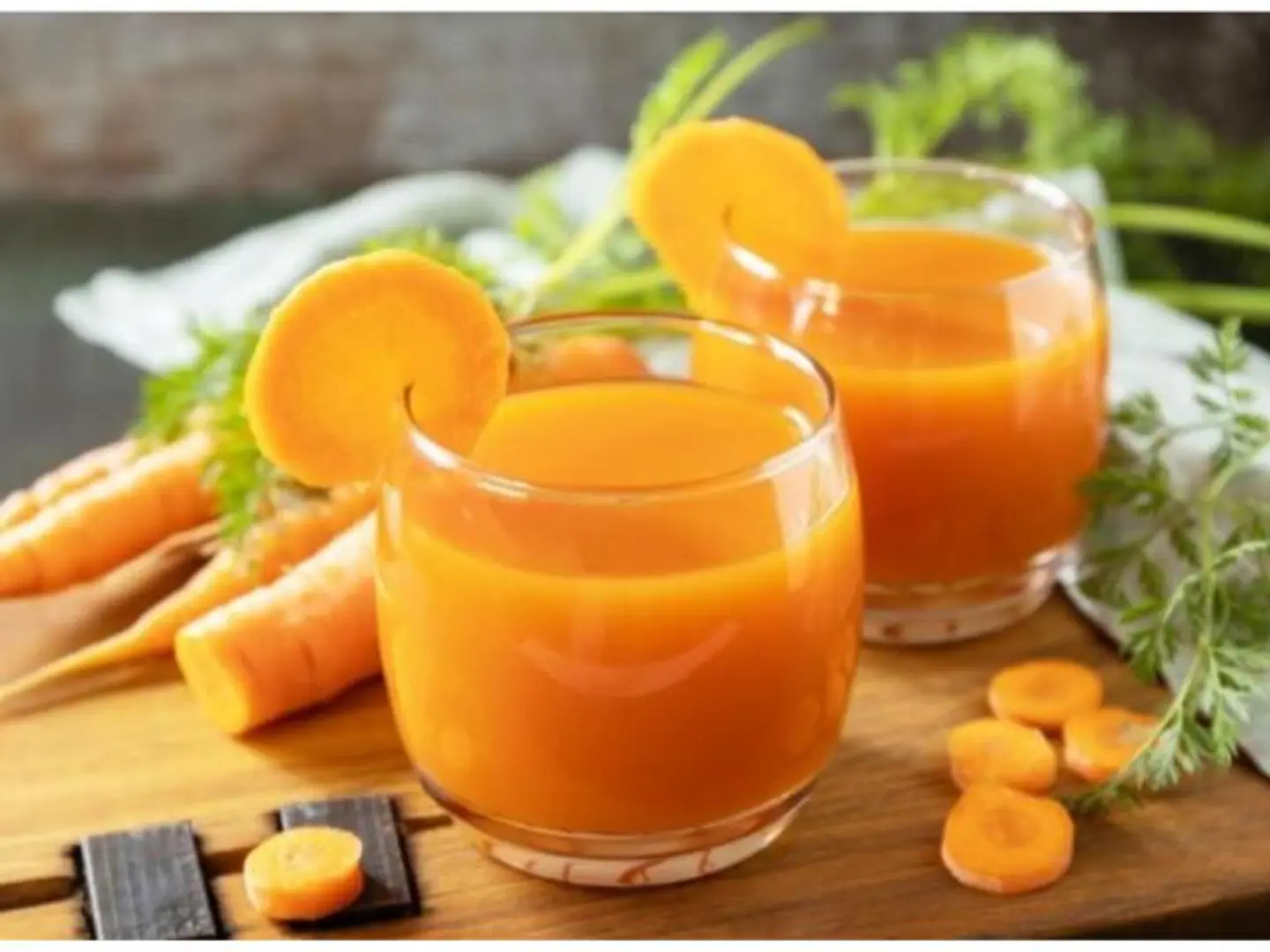 عصير برتقال وجزر خلاط - وسط