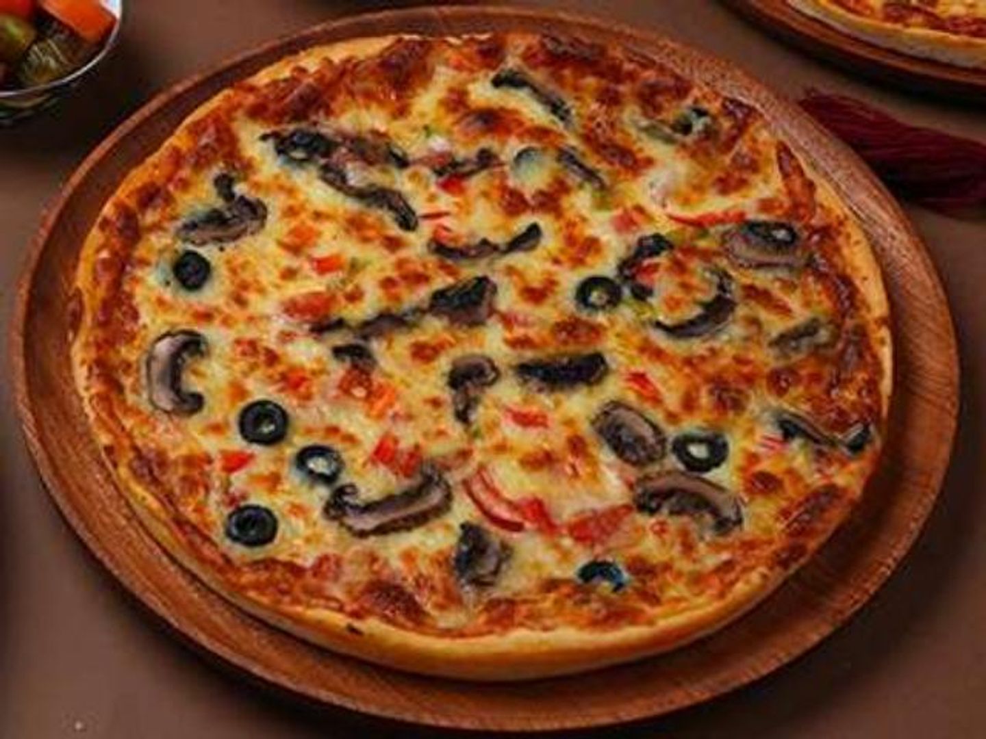 Basterma Pizza - Medium