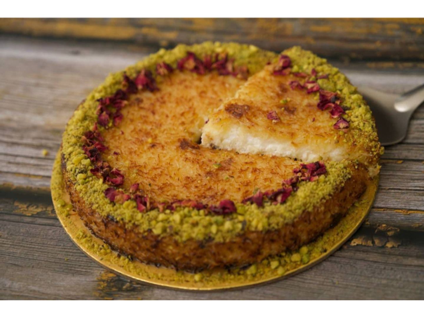Natural Kunafah With Cream - Small With Chocolate