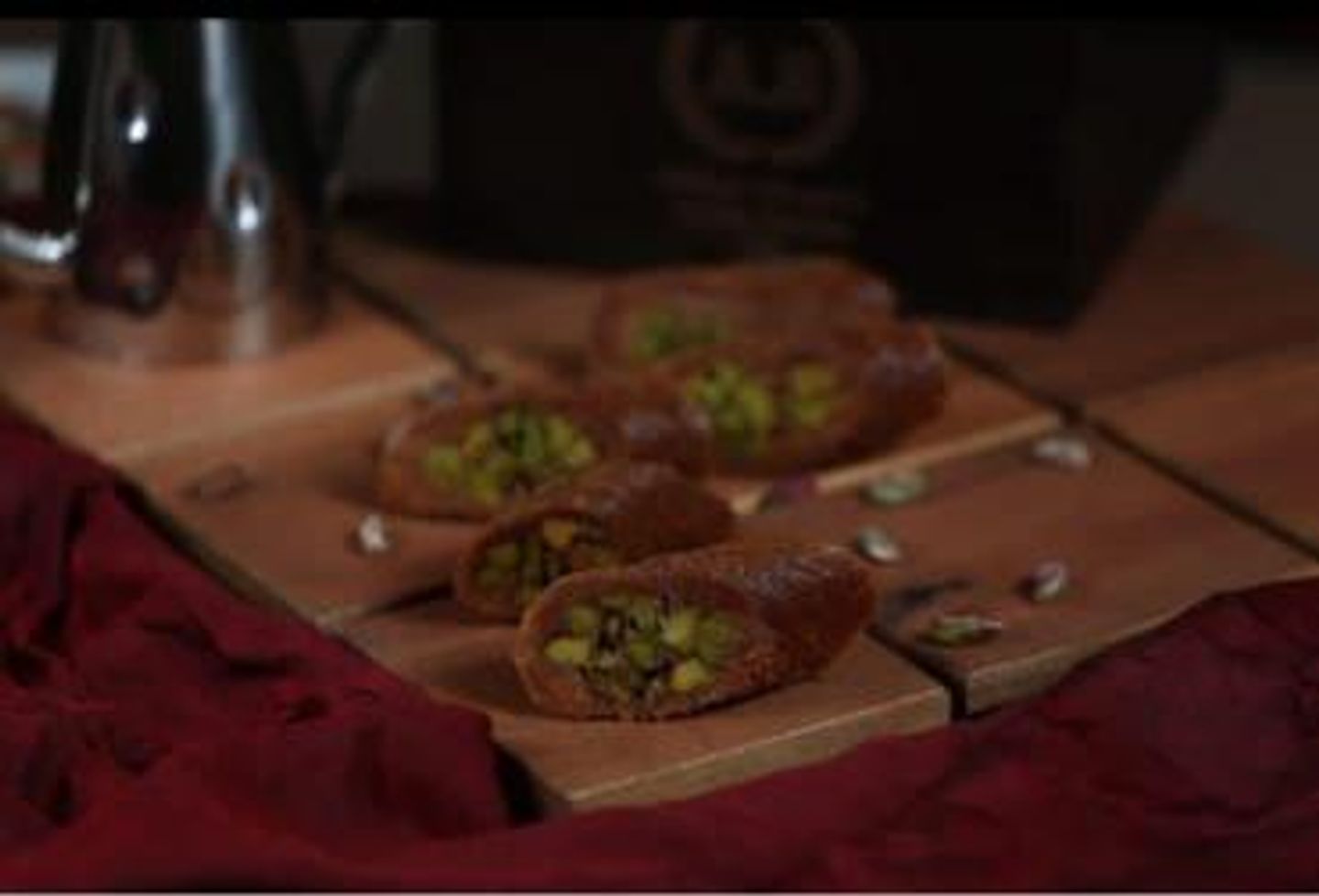 Mabroma With Pistachio - Quarter