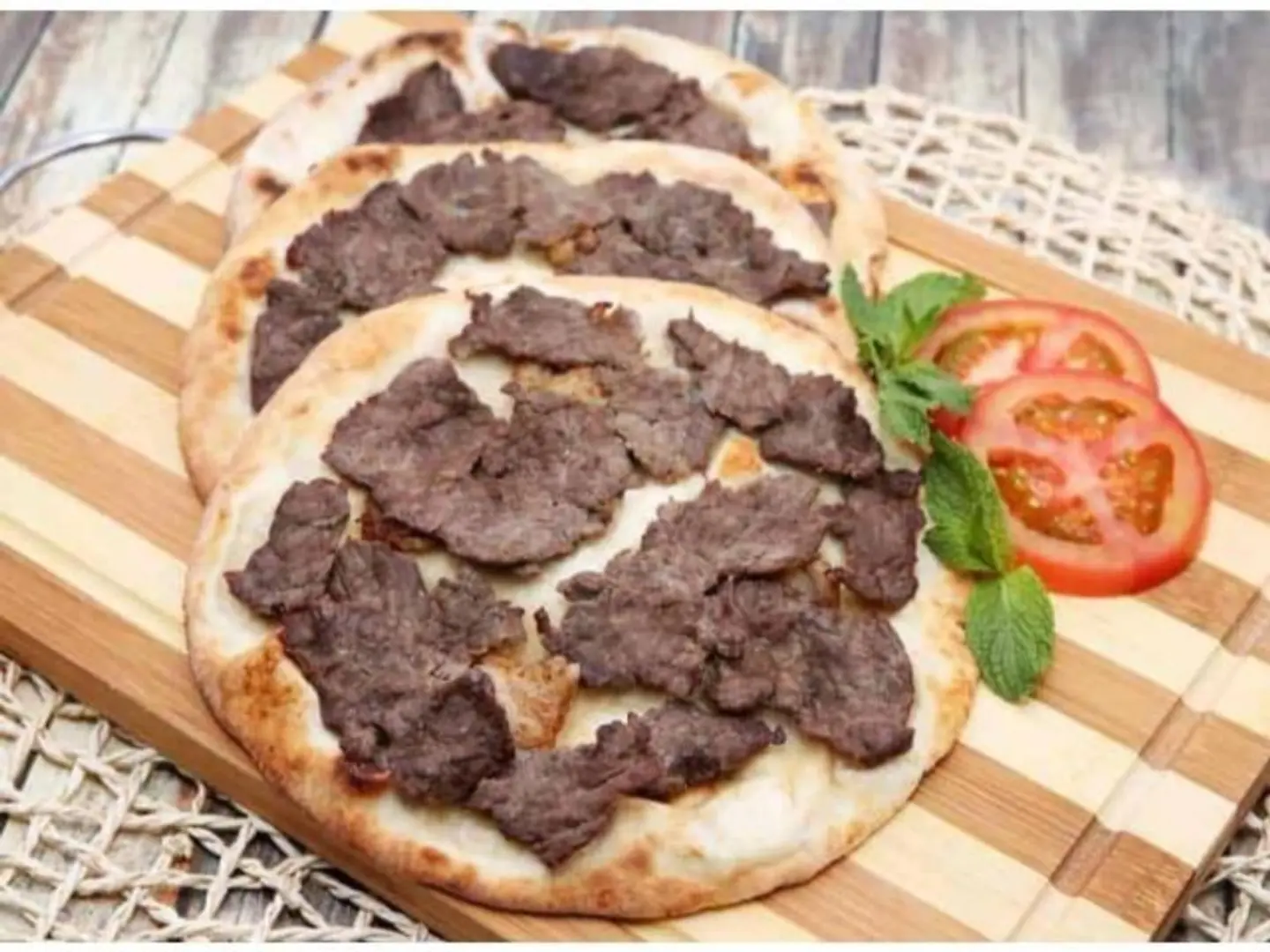 شرحات على العجين - نفر