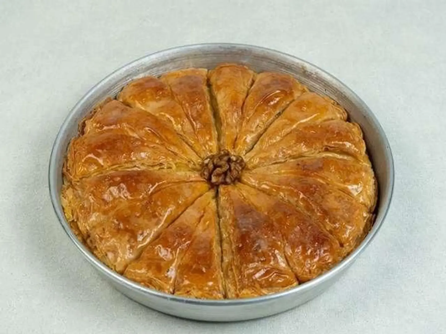 Baklava Pie - Medium