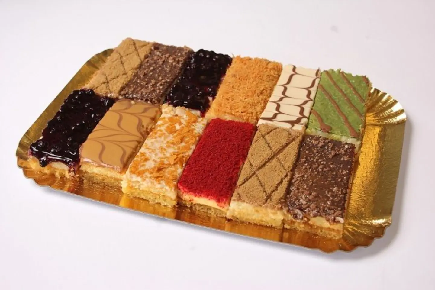 Basbousa With Cheese Box - 250 Grams