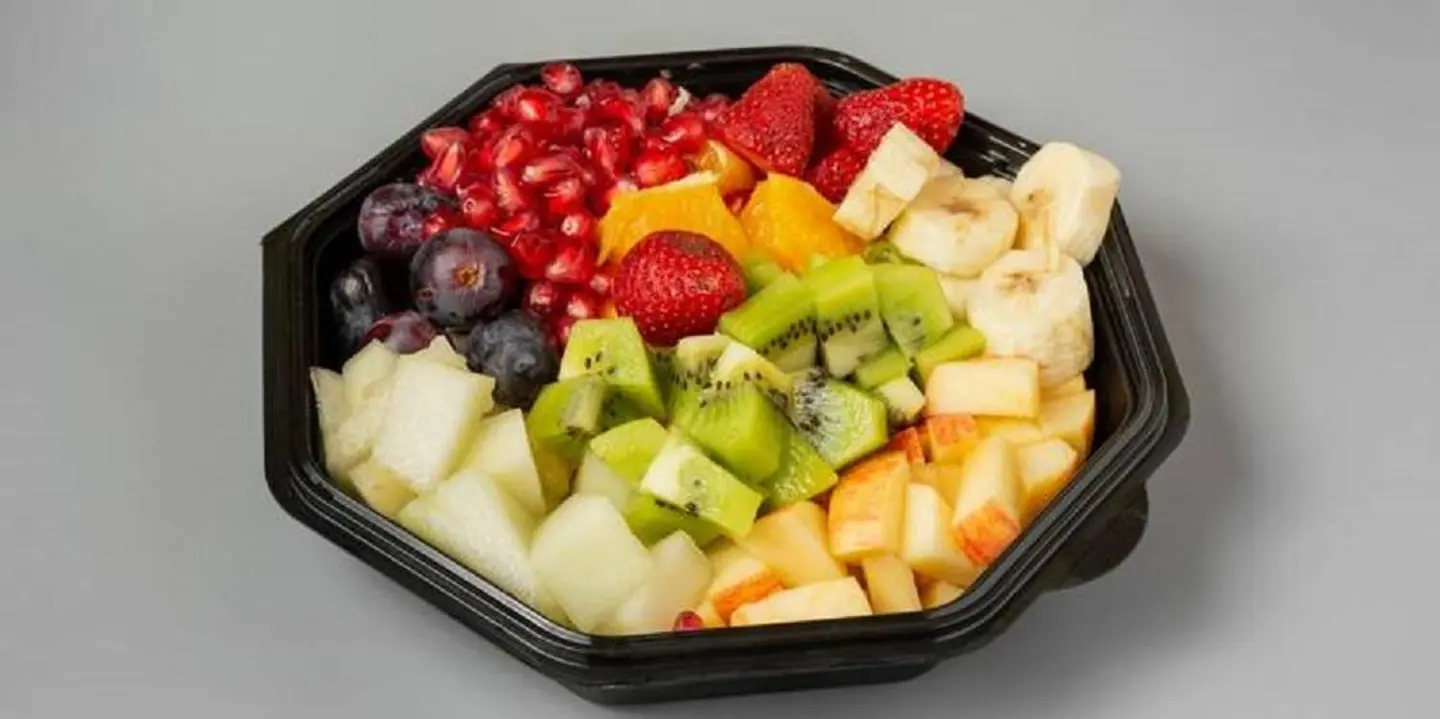 سلطة فواكة بالمكسرات - صغير