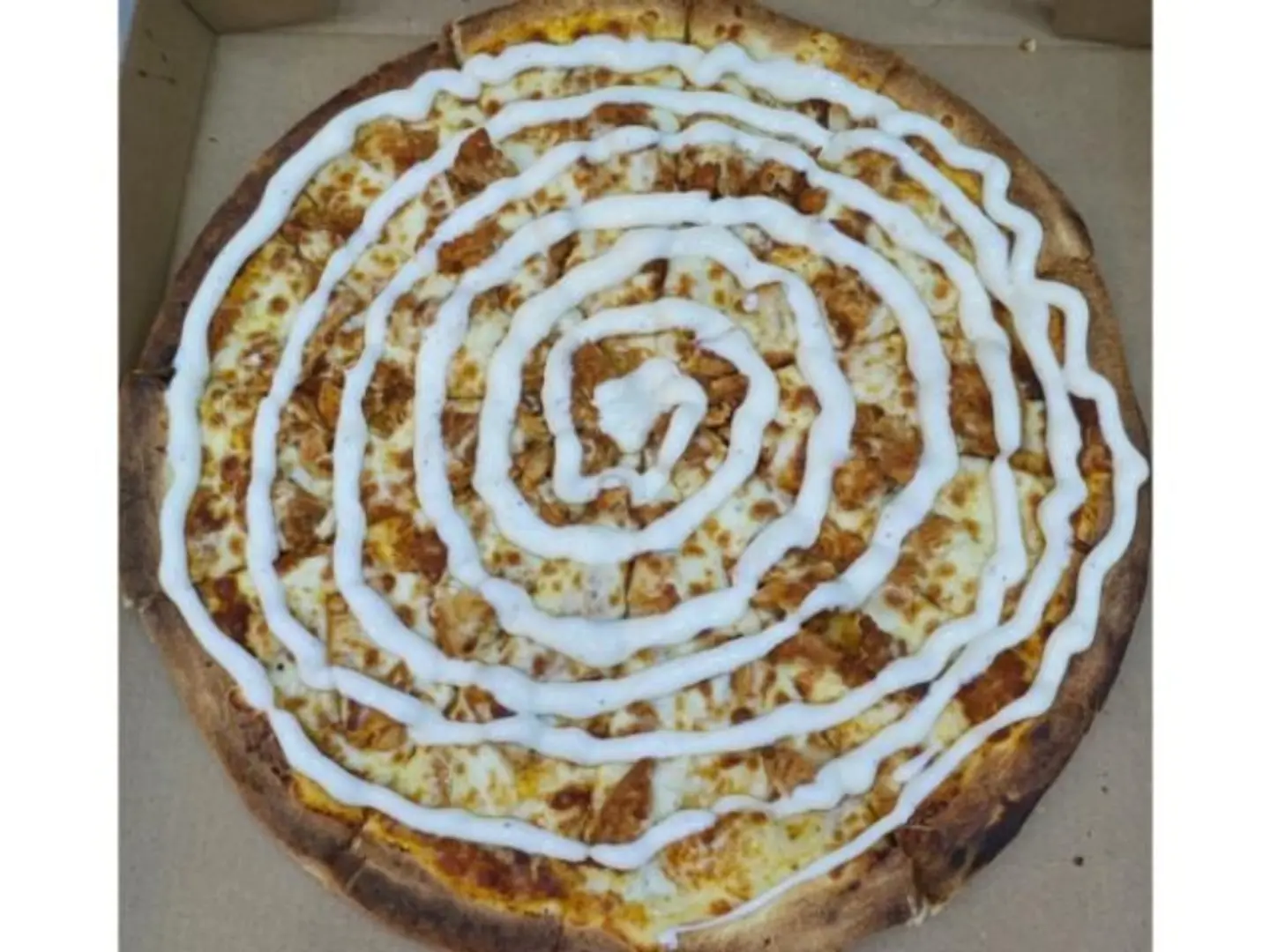 Ranch Chicken Pieces Pizza - Medium