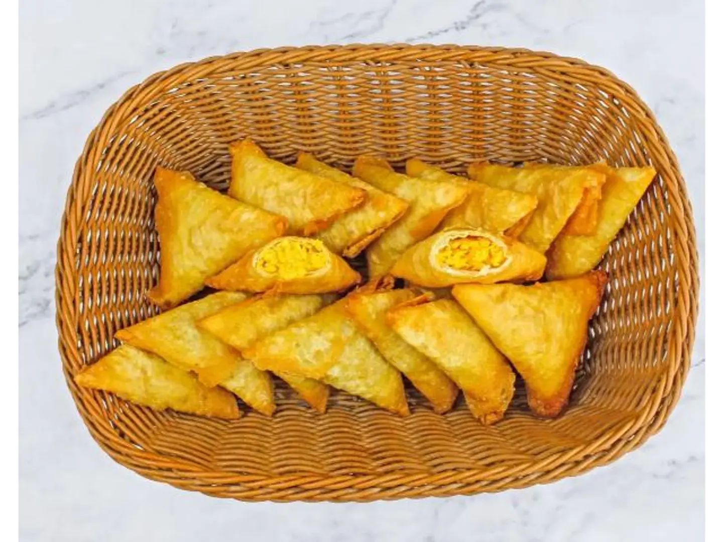 Sambosa Cheddar Cheese - 6 Cooked Pieces