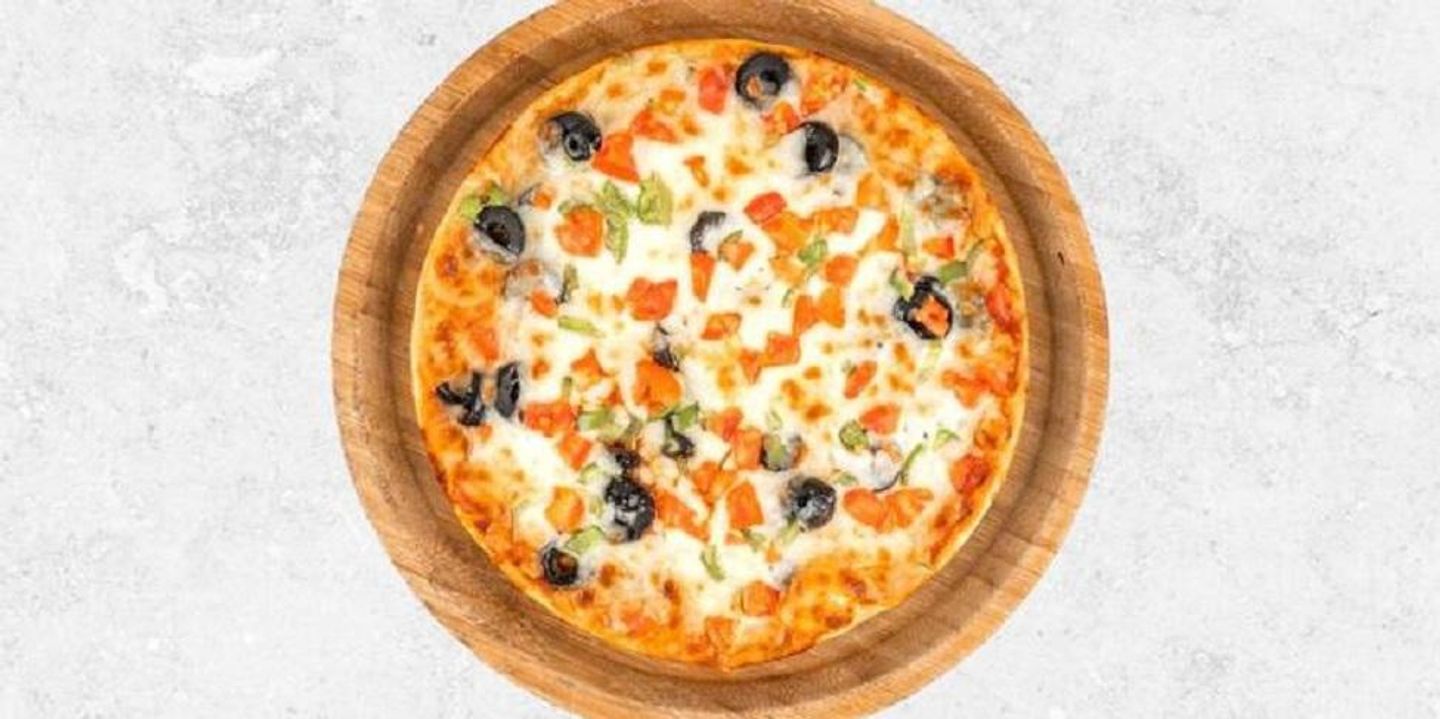 Tuna Pizza - Medium