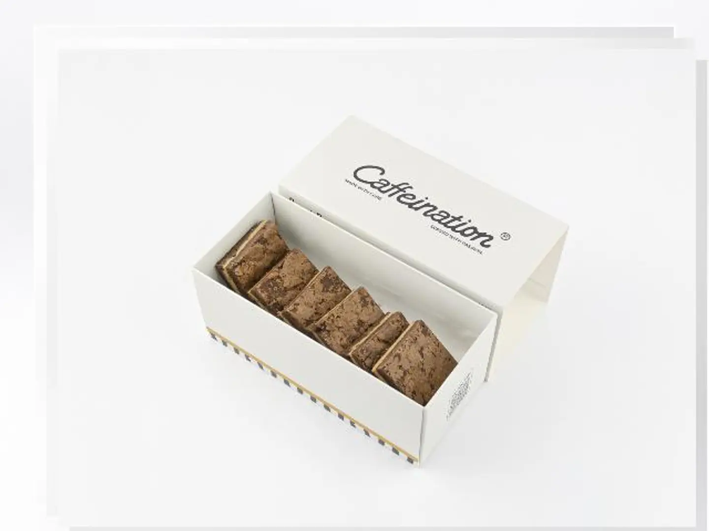 بوكس براوني الفول السوداني - عدد 6 قطع صغيرة