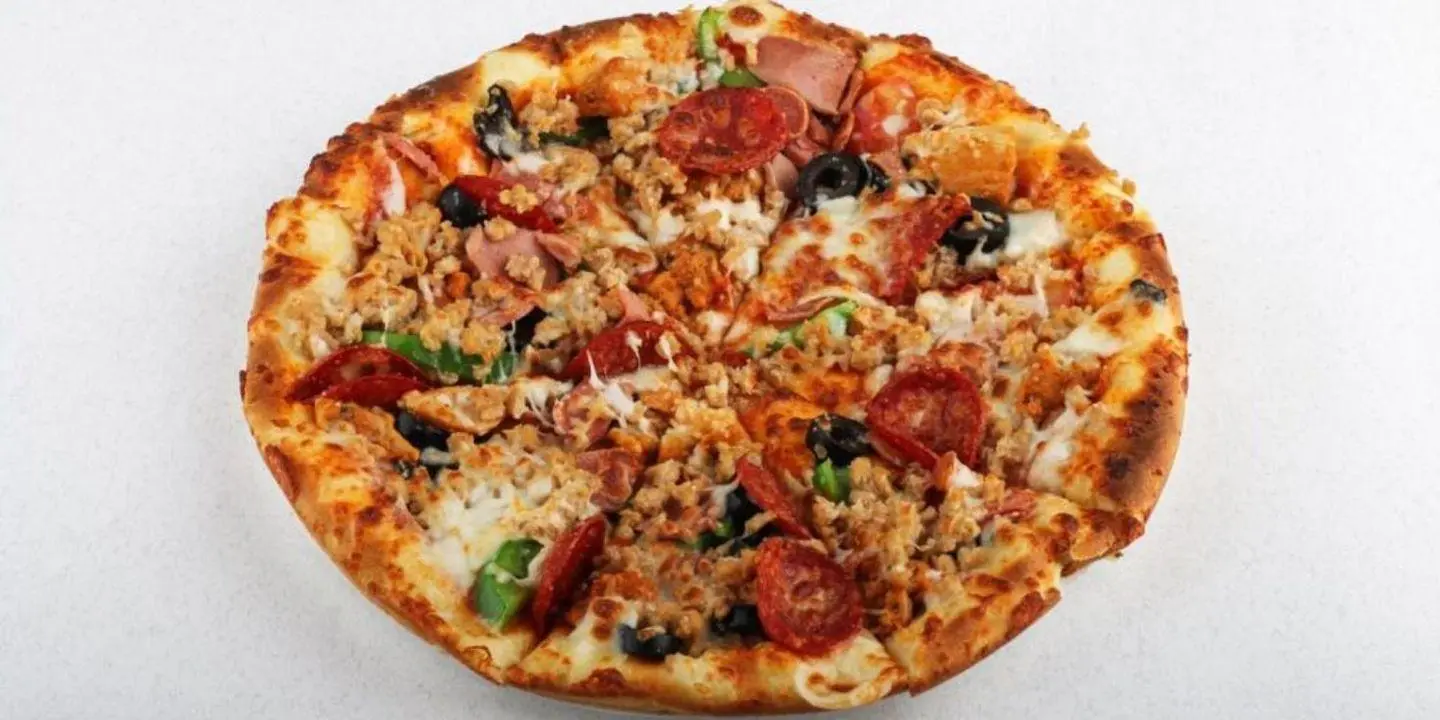Grilled Chicken Pizza - Medium