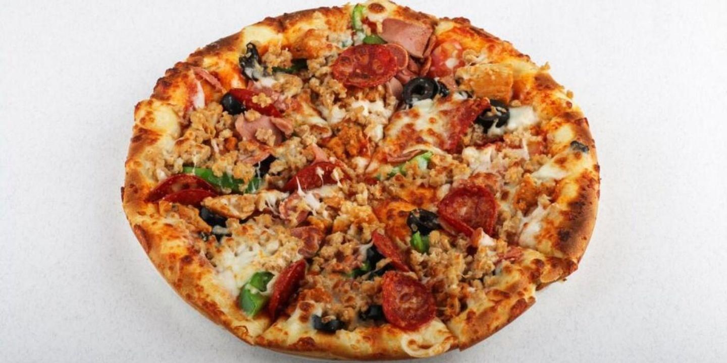 Grilled Chicken Pizza - Medium