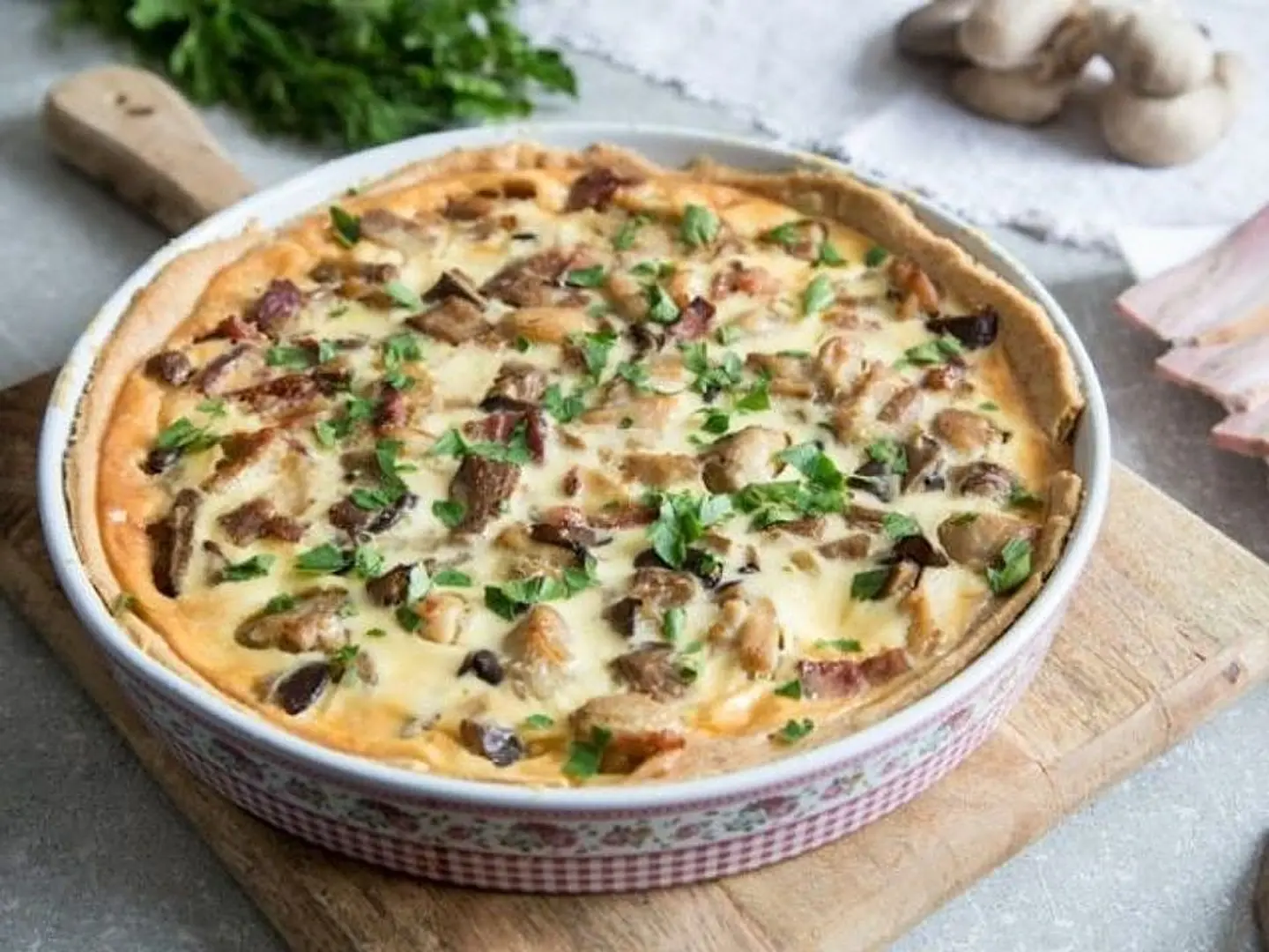 Vegetable Pie With Mushrooms - Small