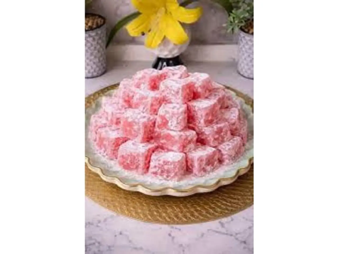 الحلقوم فراولة ملفوف - 250 جرام