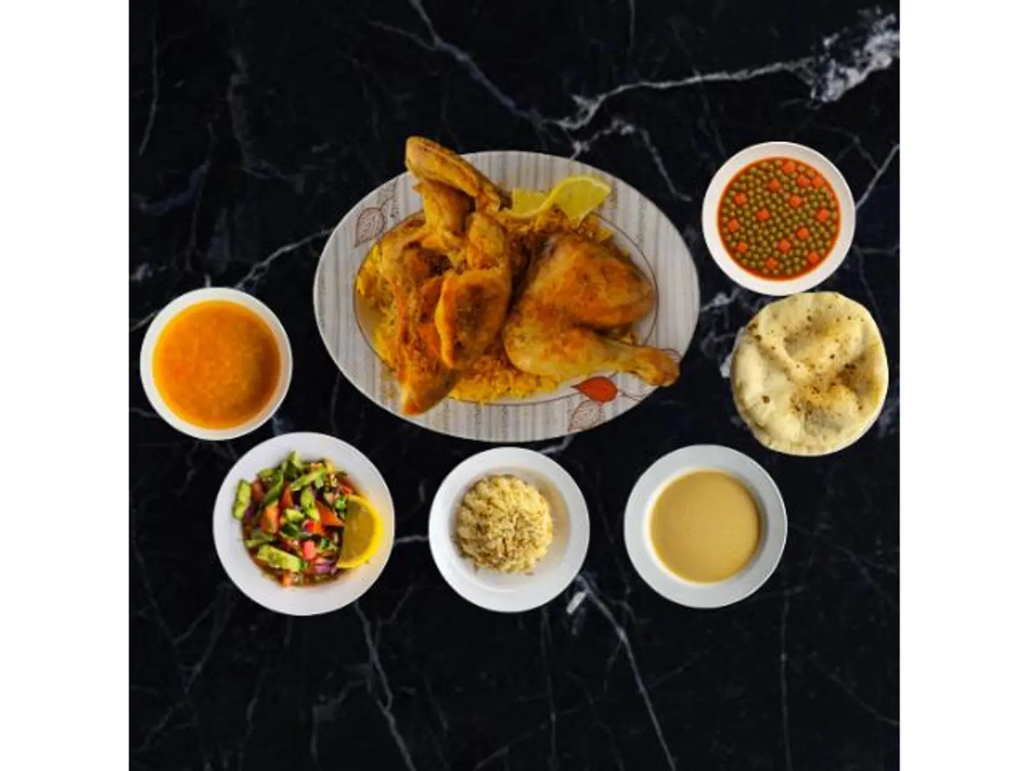 دجاج محمر مع الأرز والخضار - ربع دجاجة