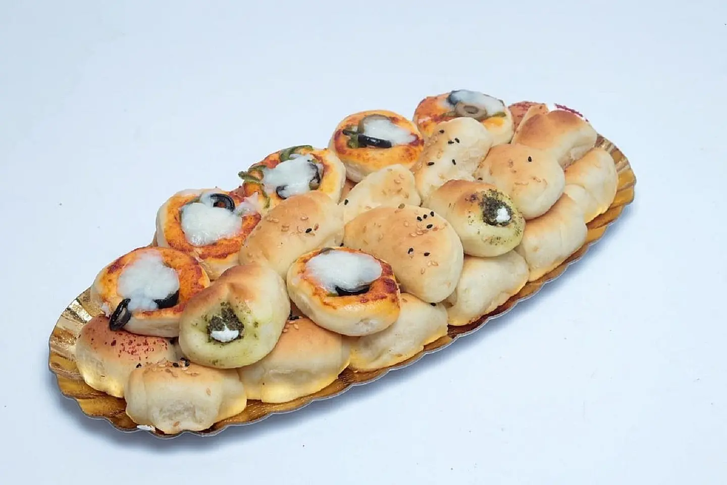 Mixed Pastries Dish - Medium