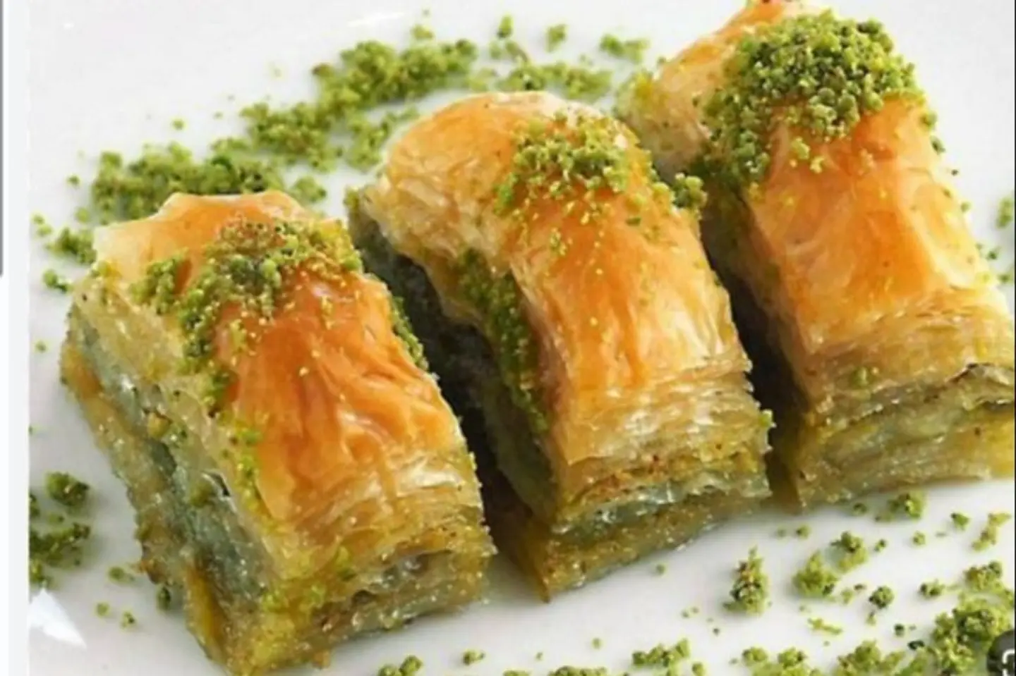 بقلاوة بالفستق - كبير - كيلو