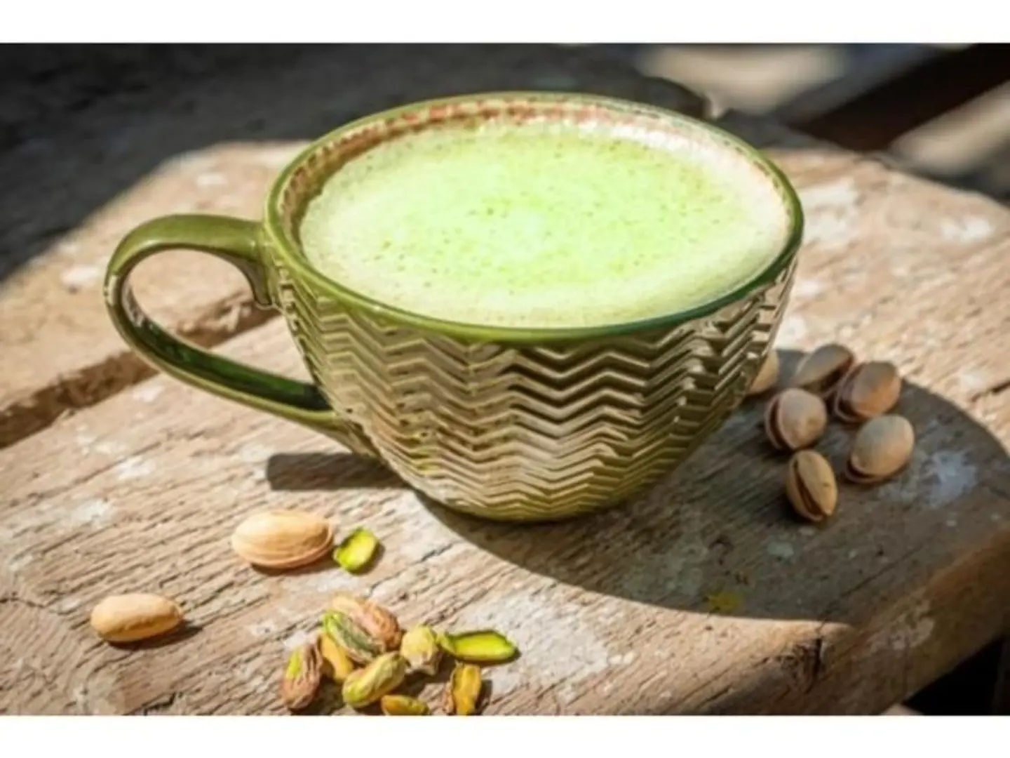 لاتيه بيستاشيو - صغير