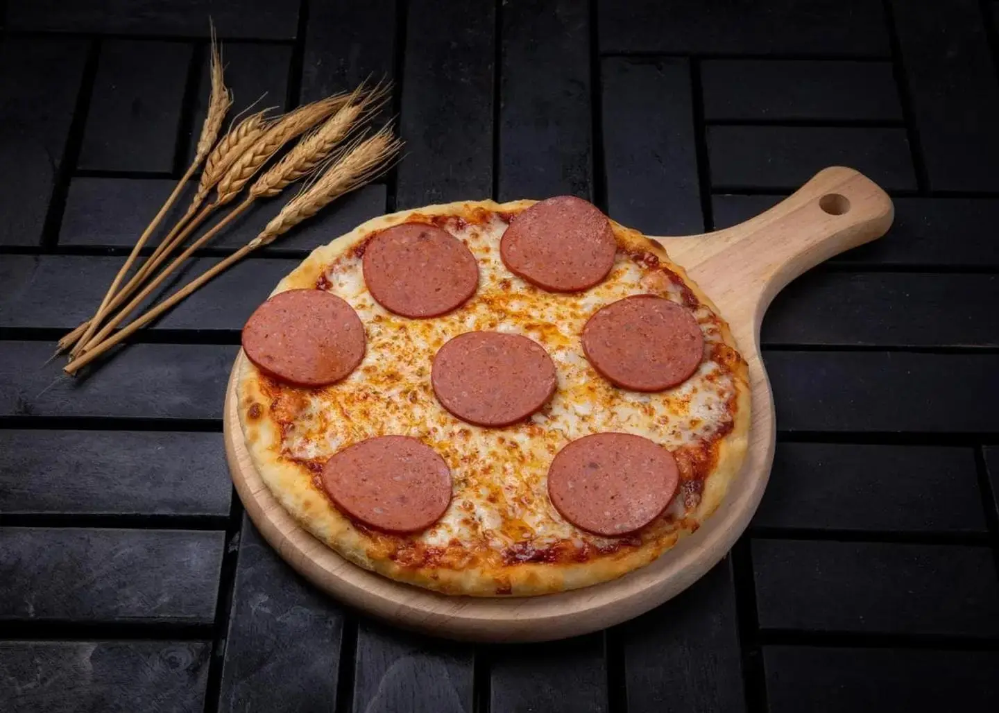 بيتزا مرتديلا - صغير