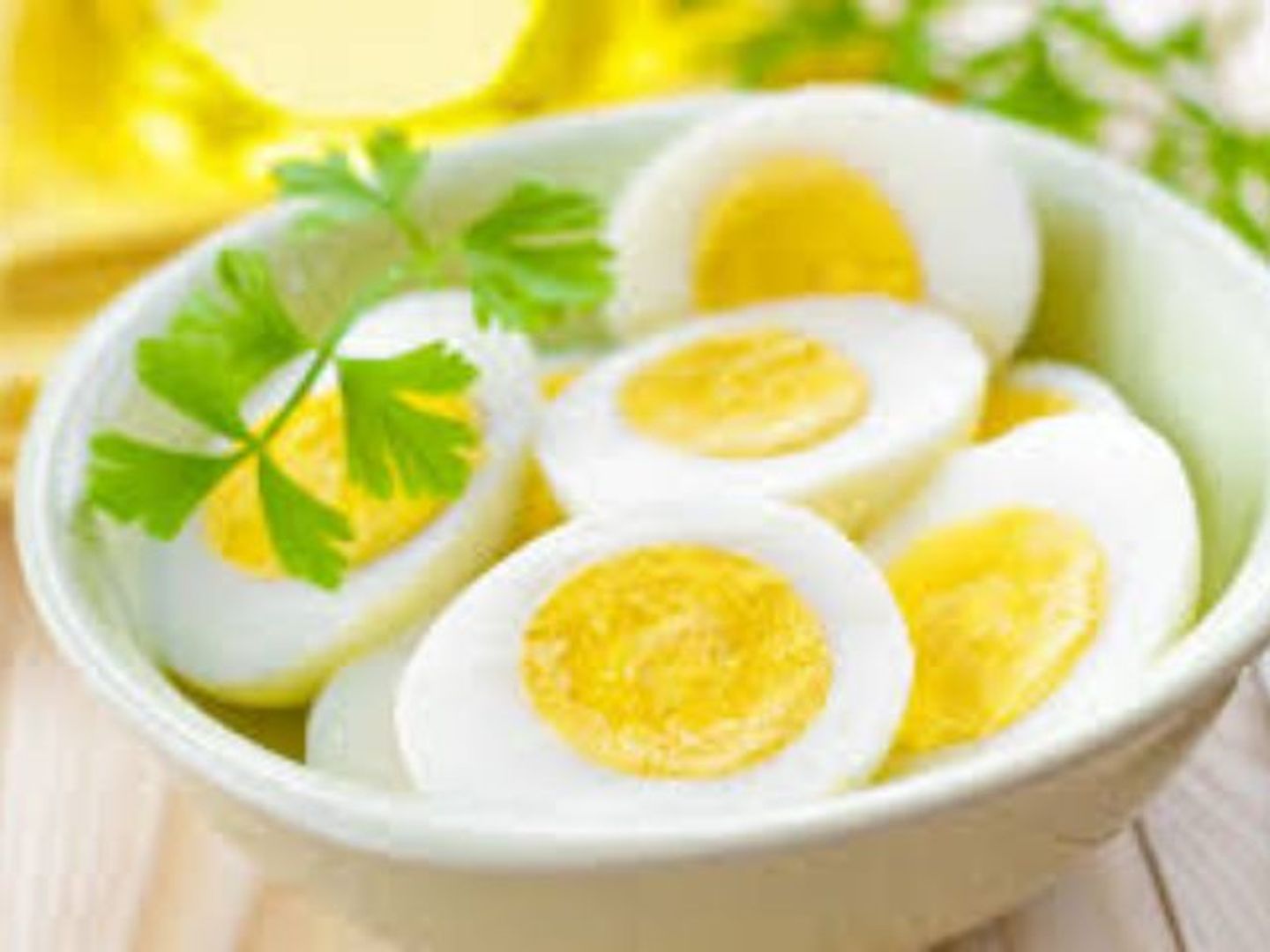 بيض مسلوق - ساده