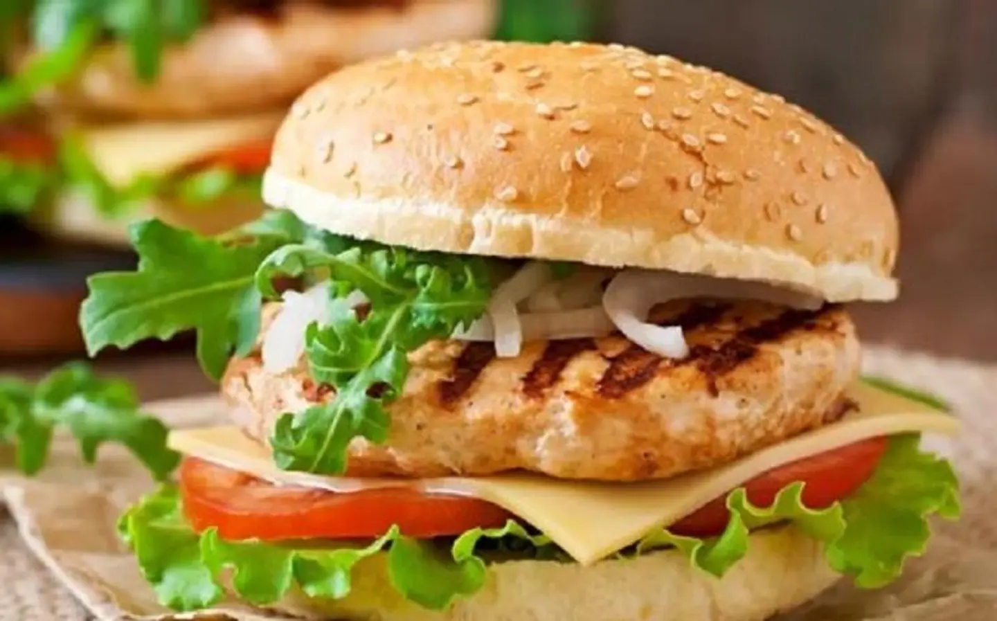 برجر دجاج صاج - ساندوتش