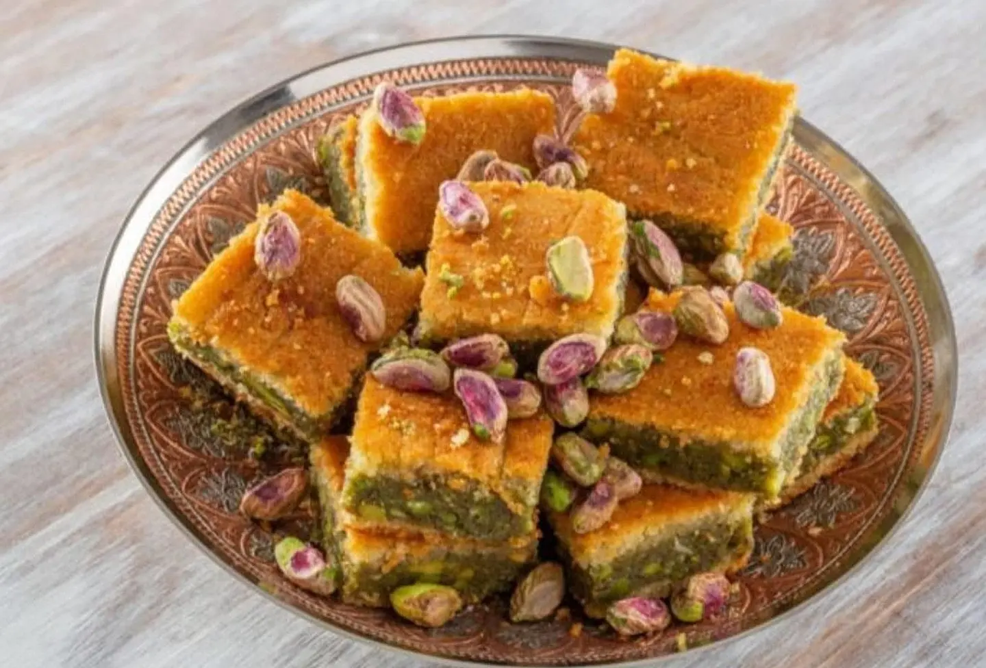 Pistachio Basbousa - Small