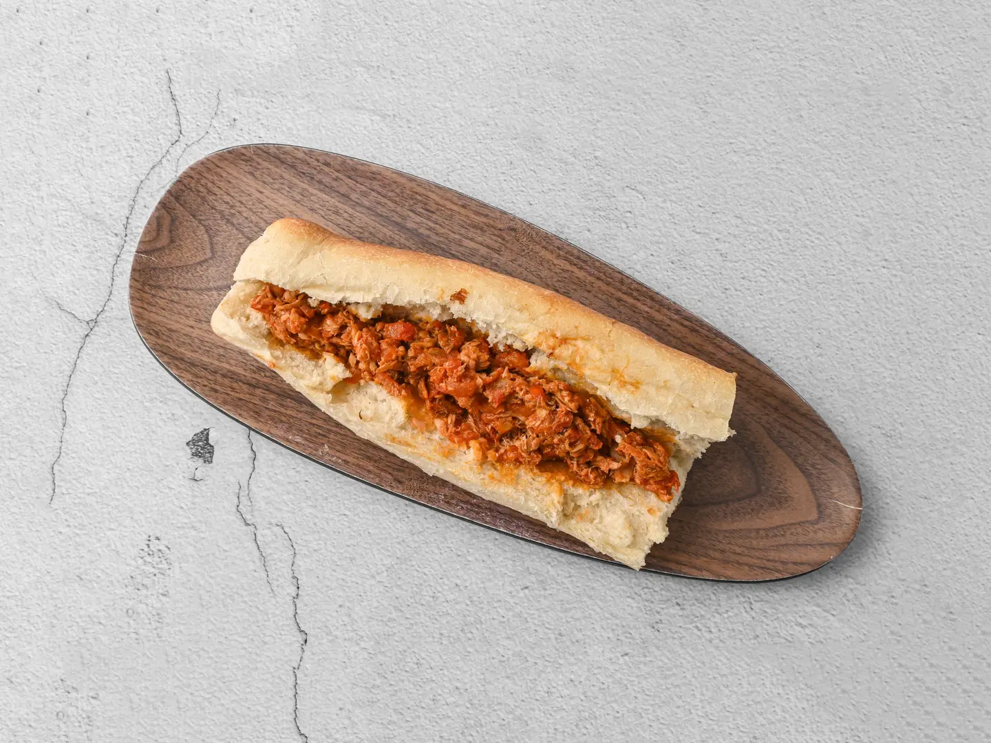ساندوتش تونة علبه - نص