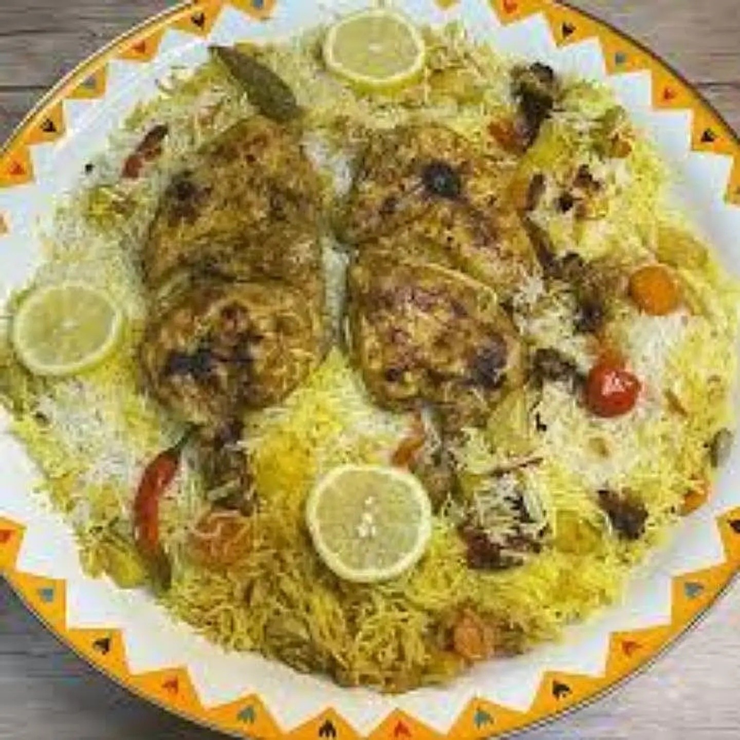 دجاج حنيذ - نصف دجاج مع الأرز