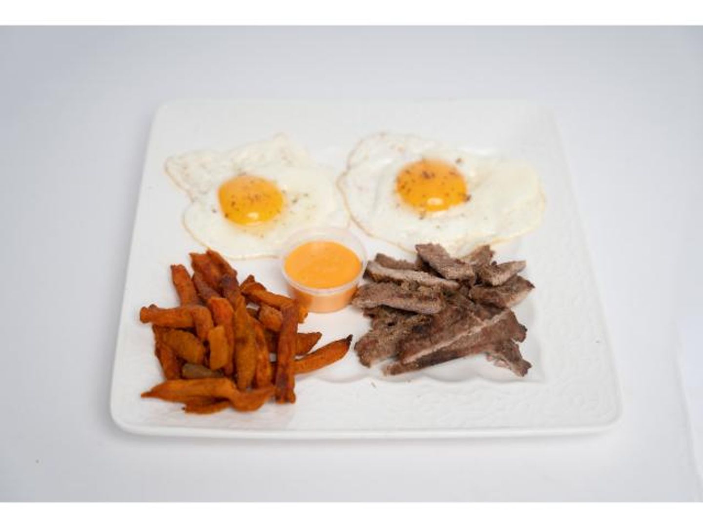 Beef Steak With Eggs - 150 Grams