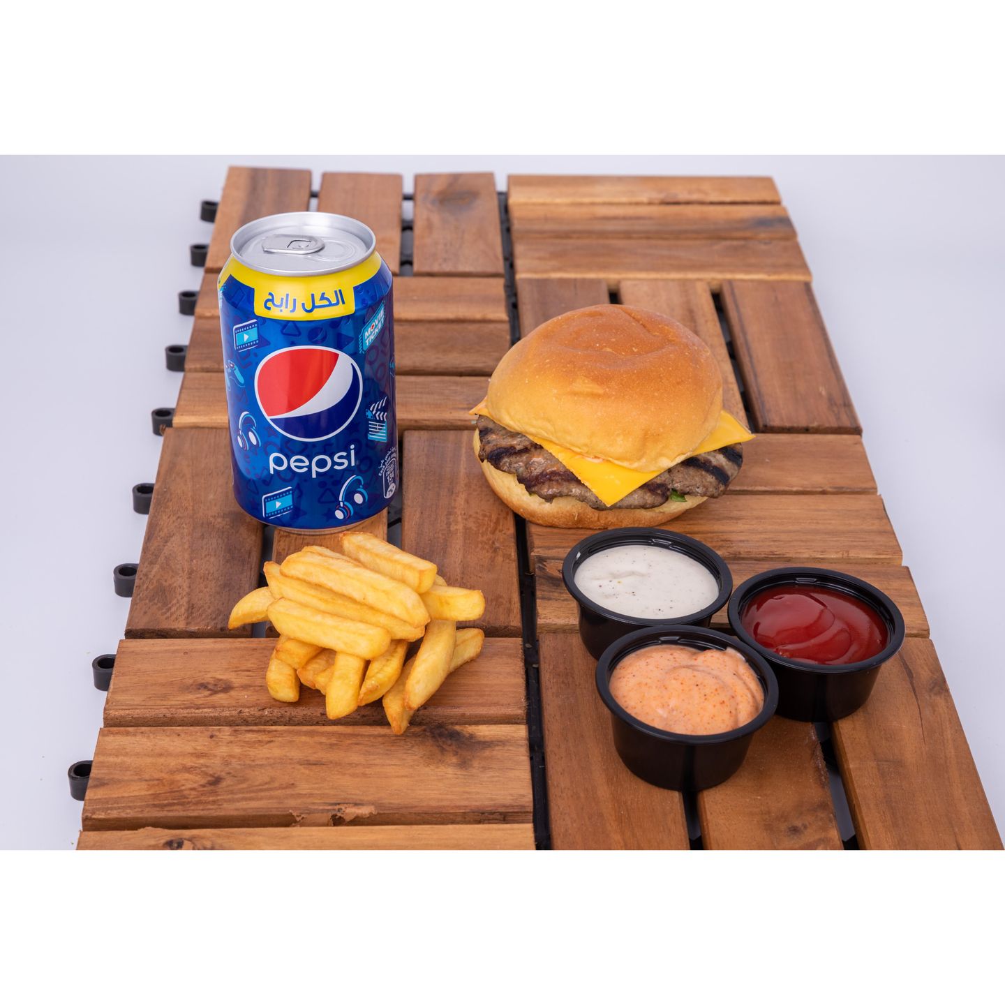 Beef Burger Meal With Potato Bread - Regular Single