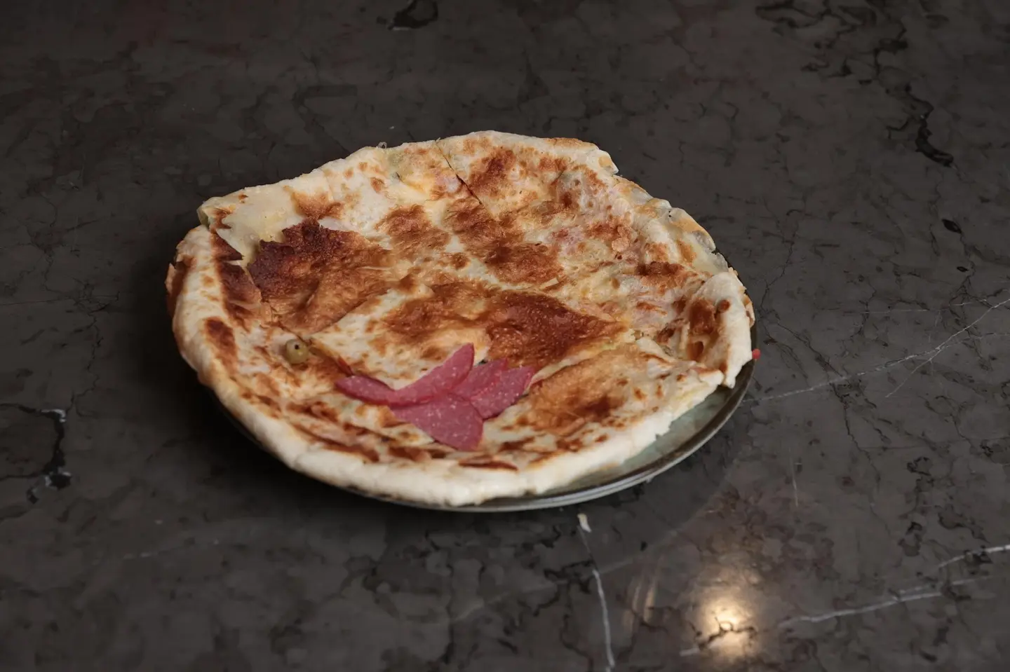 فطيرة بسطرمة - وسط