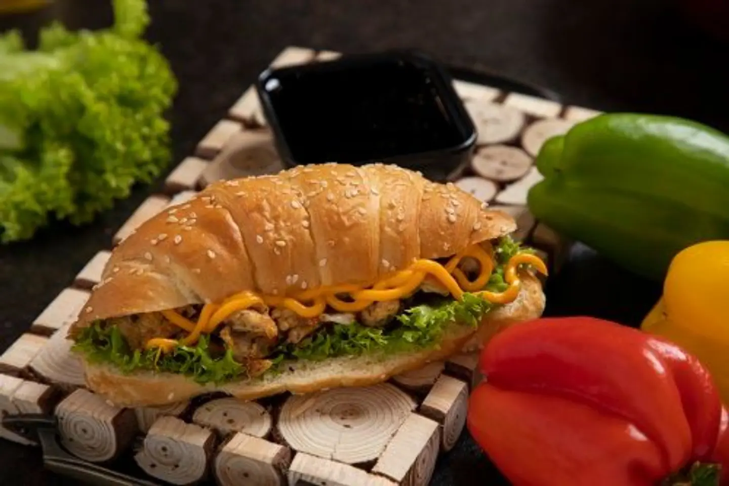 Croissant Sandwich Pieces Of Chicken With Thyme And Mozzarella Cheese - Small