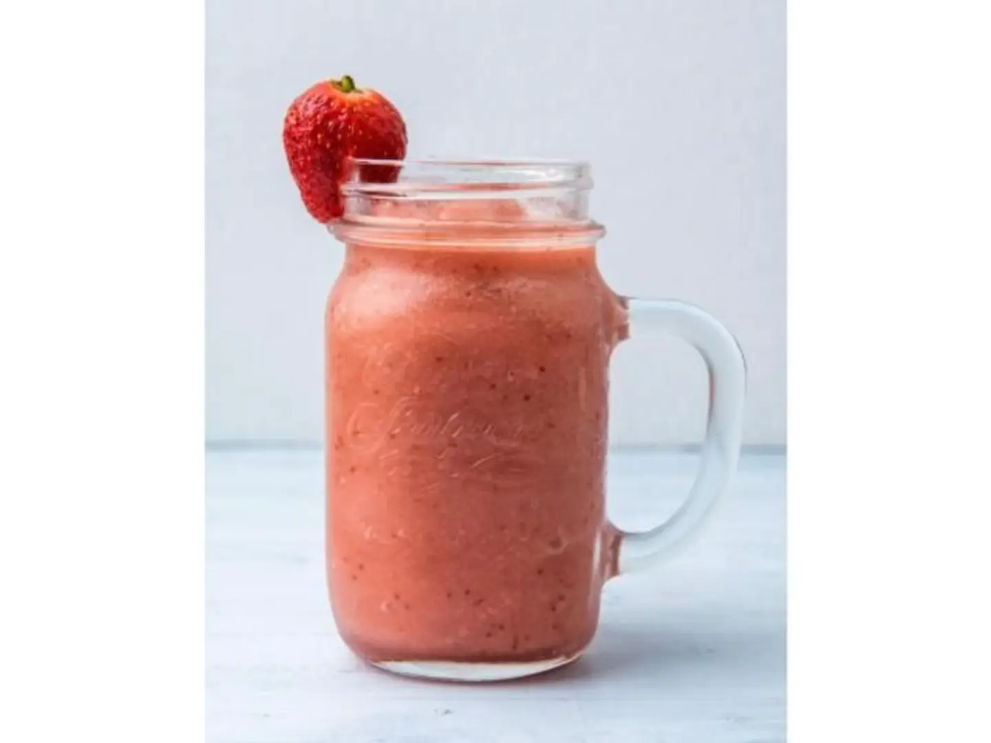 Strawberry Smoothie - Medium