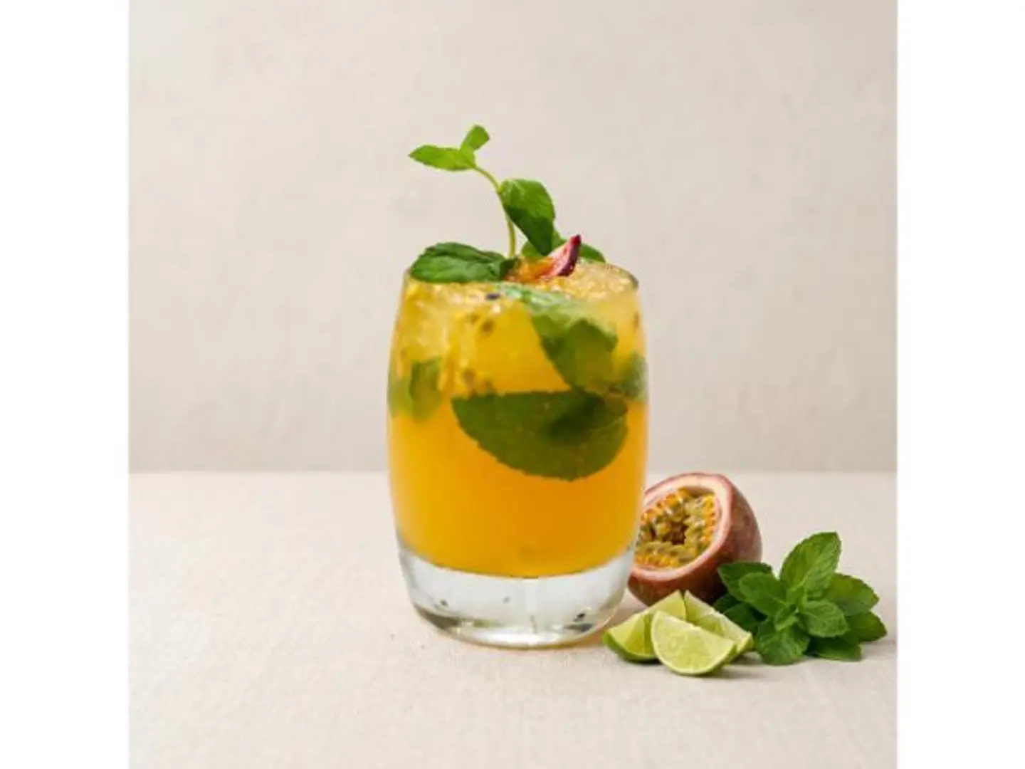 Passion Fruit Mojito - 7 Up