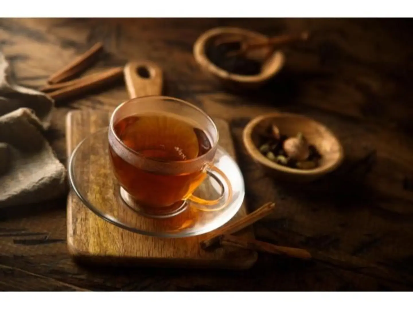 شاي عروق الهيل - كوب