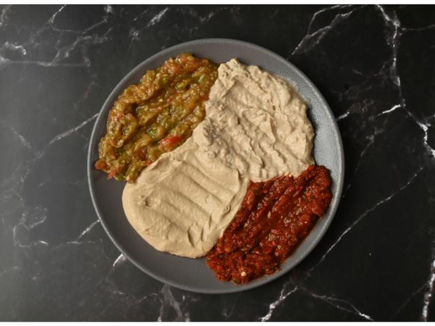 سلطة مشكل - صغير