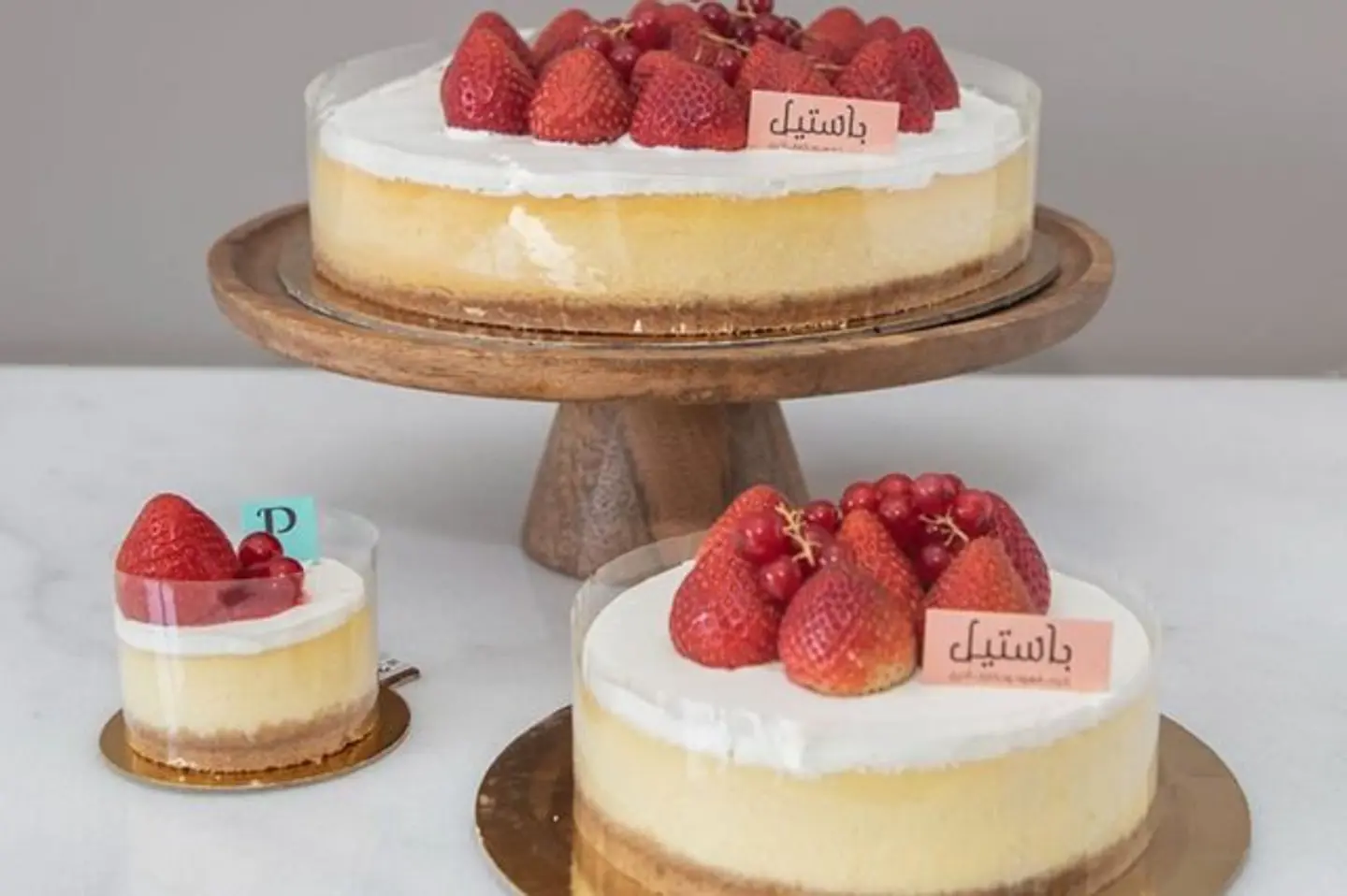 Strawberry Cheese Cake - Small